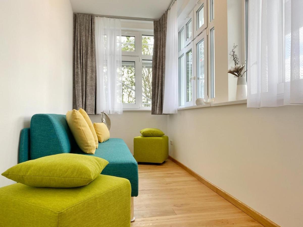 Villa Jenny - Ferienappartement 1 Mit Meerblick 사스니츠 외부 사진